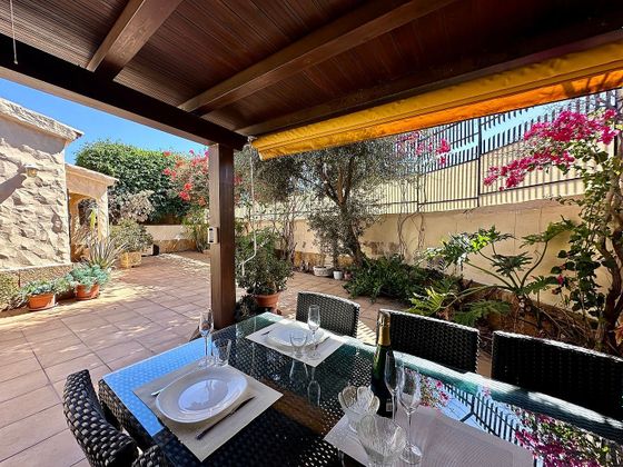 Foto 1 de Casa adossada en venda a Playa del Inglés de 1 habitació amb terrassa i piscina