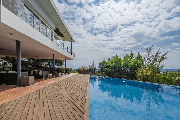Foto 1 de Xalet en venda a calle De Miralpeix de 5 habitacions amb terrassa i piscina