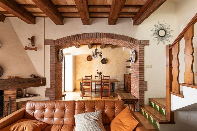 Foto 1 de Casa rural en venda a Sant Pere de Ribes Centro de 4 habitacions amb terrassa i jardí