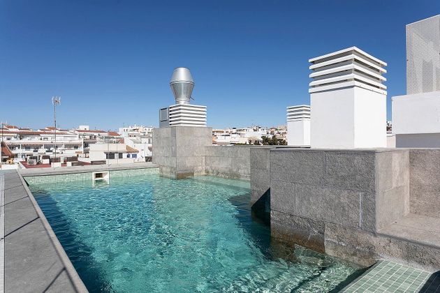 Foto 2 de Pis en venda a calle De Joan Maragall de 3 habitacions amb terrassa i piscina