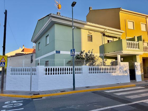 Foto 1 de Venta de casa en Beniflá de 5 habitaciones con piscina y garaje
