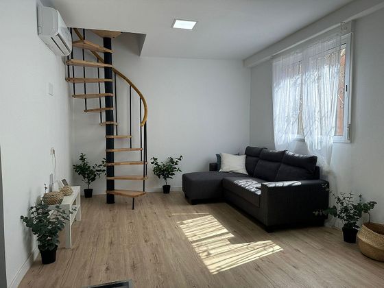 Foto 2 de Dúplex en venda a paseo De la Peira de 3 habitacions amb terrassa i aire acondicionat