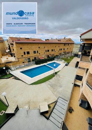 Foto 1 de Dúplex en venda a Muela (La) de 3 habitacions amb terrassa i piscina
