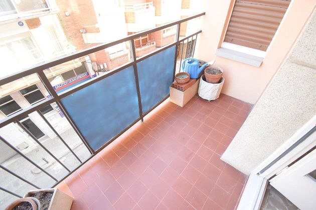 Foto 1 de Pis en venda a Plaça Catalunya de 3 habitacions amb balcó i calefacció