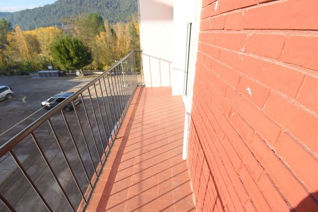 Foto 1 de Piso en venta en Navàs de 3 habitaciones con terraza y balcón