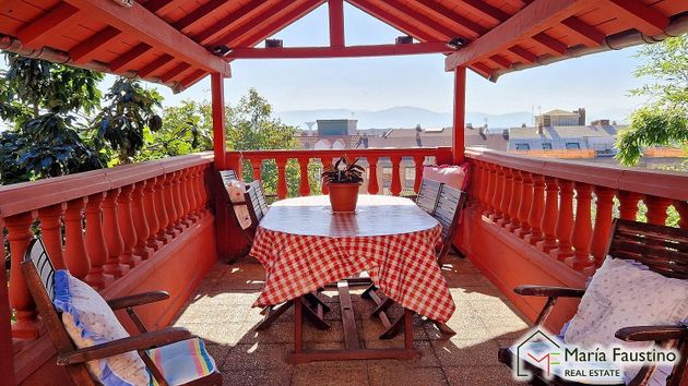 Foto 1 de Xalet en venda a Peñacastillo - Nueva Montaña de 5 habitacions amb terrassa i piscina