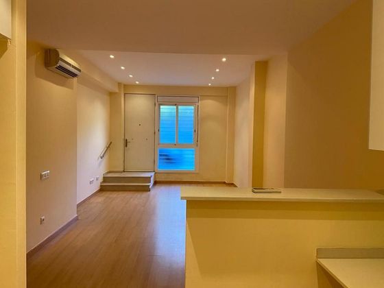 Foto 2 de Venta de piso en calle Ignasi Iglesias de 2 habitaciones con aire acondicionado