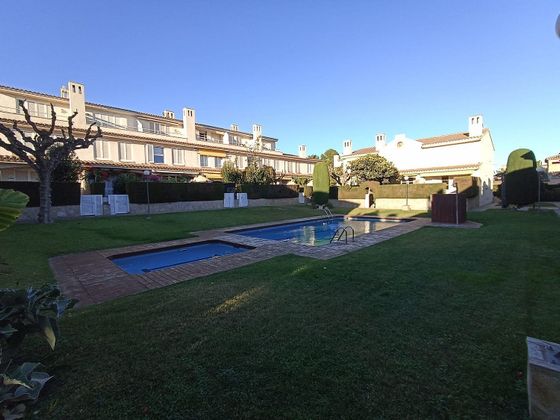 Foto 2 de Venta de casa en Vilafortuny - Cap de Sant Pere de 3 habitaciones con terraza y piscina