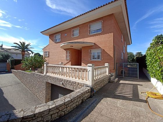 Foto 2 de Xalet en venda a Vilafortuny - Cap de Sant Pere de 5 habitacions amb terrassa i piscina