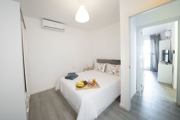 Foto 1 de Pis en lloguer a Cerrado Calderón - El Morlaco de 1 habitació amb mobles i aire acondicionat