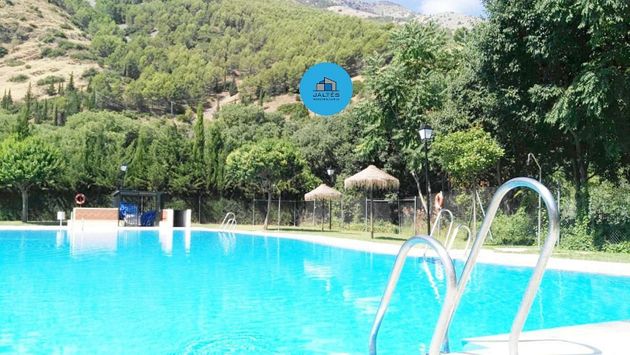 Foto 1 de Casa en venta en Jaén de 5 habitaciones con terraza y piscina