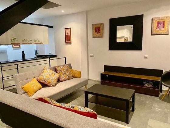 Foto 2 de Chalet en venta en Casco Antiguo - Santa Cruz de 3 habitaciones con terraza y aire acondicionado