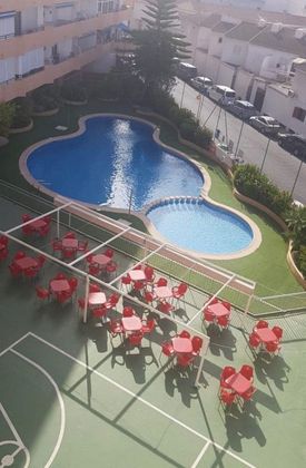 Foto 1 de Piso en alquiler en  El Acequión - Los Naúfragos de 1 habitación con piscina y jardín
