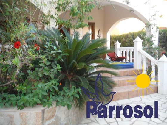 Foto 2 de Xalet en venda a Las Marinas - Pueblo Laguna de 9 habitacions amb terrassa i piscina