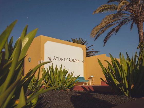 Foto 1 de Estudi en venda a avenida Gran Canaria amb terrassa i piscina