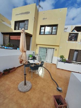 Foto 1 de Venta de piso en Corralejo de 1 habitación con terraza y aire acondicionado