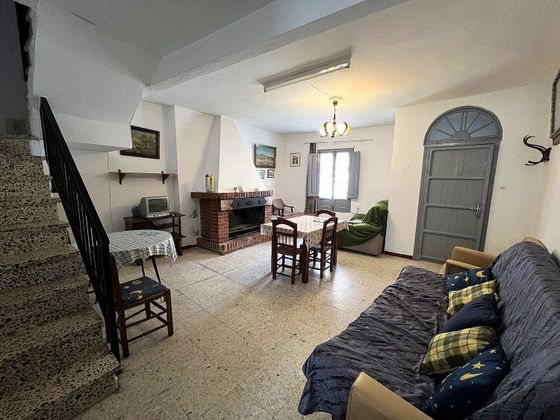 Foto 1 de Casa adossada en venda a Benaocaz de 3 habitacions amb jardí i balcó
