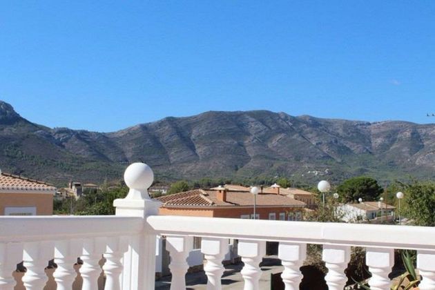Foto 2 de Xalet en venda a Alcalalí de 2 habitacions amb terrassa i piscina