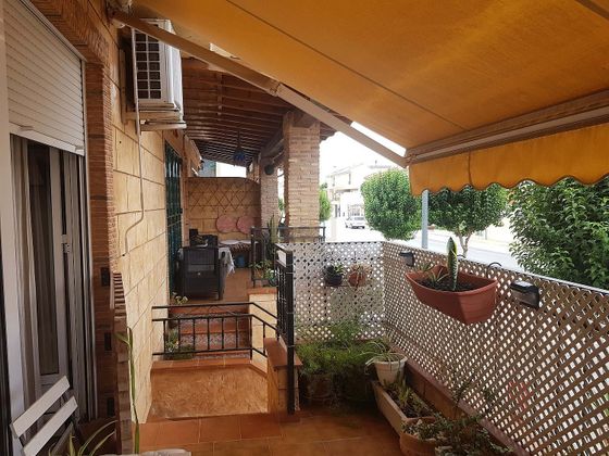 Foto 2 de Dúplex en venda a Catral de 3 habitacions amb terrassa i garatge