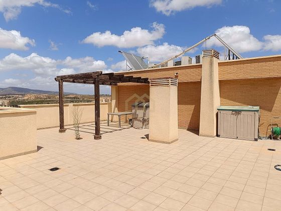 Foto 1 de Ático en venta en Gea y Truyols de 3 habitaciones con terraza y piscina