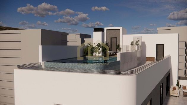 Foto 1 de Venta de piso en Torrelamata - La Mata de 2 habitaciones con piscina y balcón