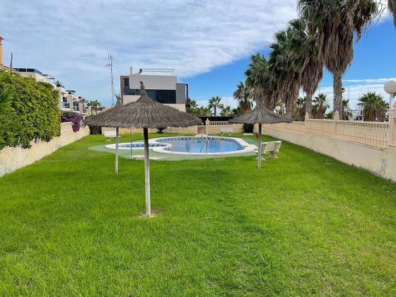 Foto 2 de Pis en venda a Cabo Roig - La Zenia de 2 habitacions amb terrassa i piscina