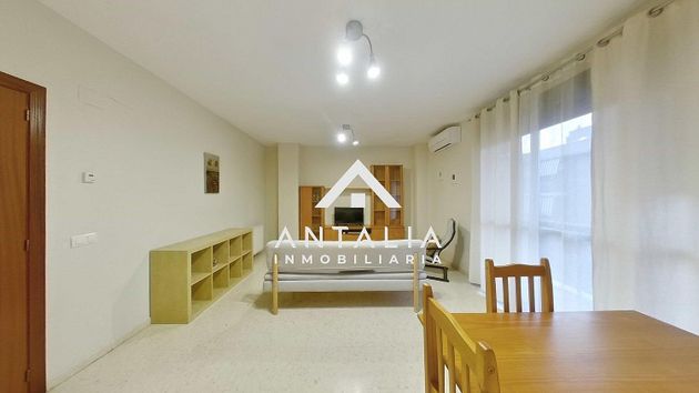 Foto 2 de Piso en venta en Mejostilla de 3 habitaciones con terraza y garaje