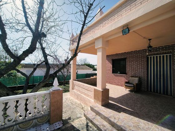 Foto 2 de Chalet en venta en Calicanto - Cumbres de Calicanto - Santo Domingo de 3 habitaciones con terraza y jardín