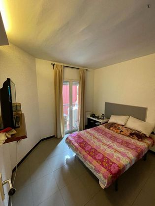 Foto 1 de Alquiler de piso en El Poble Sec - Parc de Montjuïc de 1 habitación con muebles y ascensor