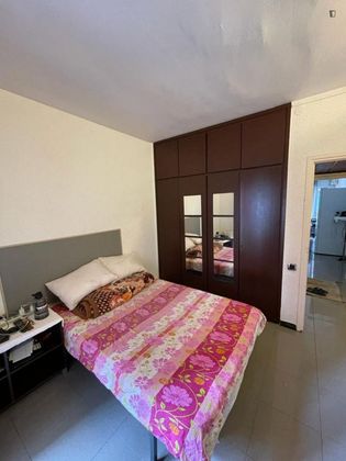 Foto 2 de Pis en lloguer a El Poble Sec - Parc de Montjuïc de 1 habitació amb mobles i ascensor