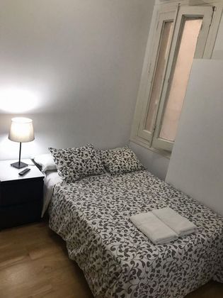 Foto 1 de Estudio en alquiler en Universidad - Malasaña con muebles y aire acondicionado