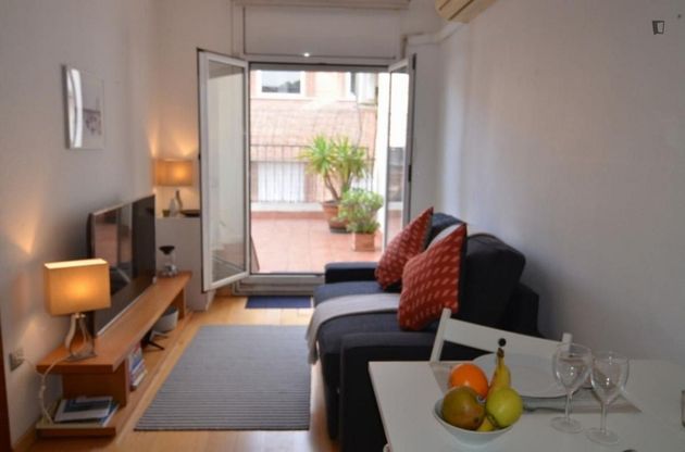 Foto 1 de Alquiler de piso en El Coll de 2 habitaciones con muebles y aire acondicionado