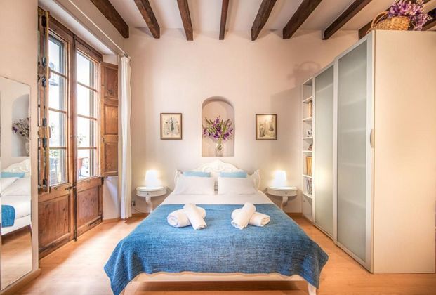 Foto 2 de Alquiler de estudio en Sant Pere, Santa Caterina i la Ribera con muebles y aire acondicionado