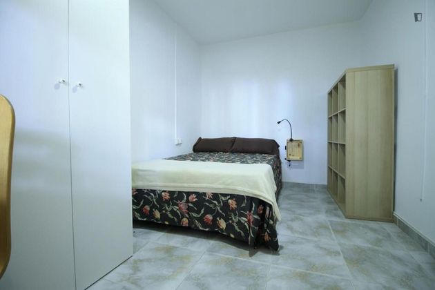 Foto 2 de Piso en alquiler en Peñagrande de 2 habitaciones con muebles