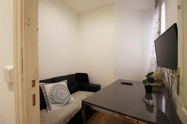 Foto 1 de Alquiler de piso en Cortes - Huertas de 3 habitaciones con muebles