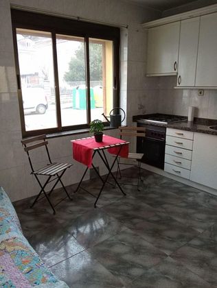 Foto 1 de Pis en venda a barrio Colominas de 3 habitacions amb calefacció