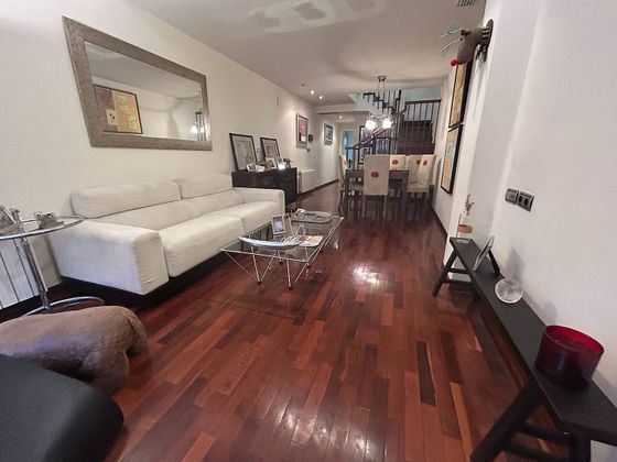 Foto 1 de Casa en venda a El Raval - Portes Encarnades de 3 habitacions amb terrassa i aire acondicionat