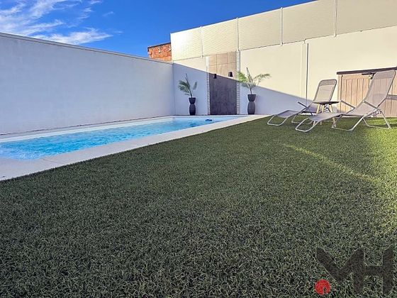 Foto 2 de Casa rural en venda a urbanización Lissen de 2 habitacions amb terrassa i piscina