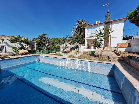 Foto 2 de Xalet en venda a Mazuecos de 4 habitacions amb terrassa i piscina