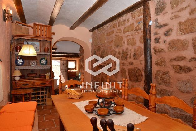Foto 1 de Casa rural en venda a Torres de Albarracín de 3 habitacions amb calefacció