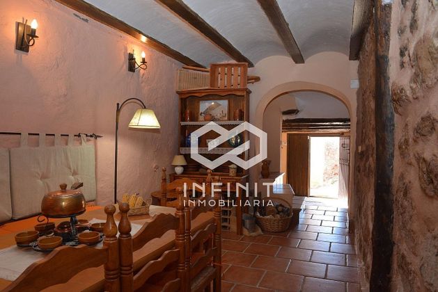 Foto 2 de Casa rural en venda a Torres de Albarracín de 3 habitacions amb calefacció