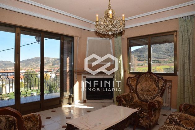 Foto 1 de Xalet en venda a Iriépal-Taracena-Valdenoches de 6 habitacions amb terrassa i piscina
