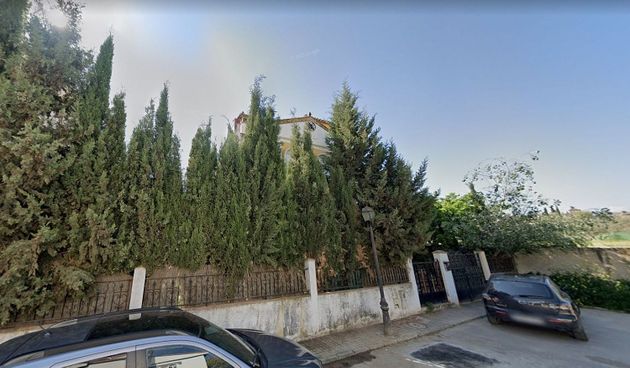Foto 2 de Xalet en venda a calle Alcázares de 4 habitacions amb terrassa i piscina