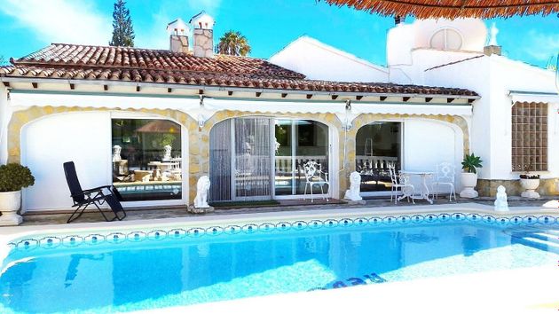 Foto 2 de Xalet en venda a Poblets (els) de 3 habitacions amb terrassa i piscina