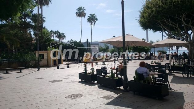 Foto 2 de Àtic en venda a Los Cristianos - Playa de las Américas de 2 habitacions amb terrassa i aire acondicionat
