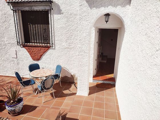 Foto 1 de Chalet en alquiler en Salobreña de 4 habitaciones con terraza y piscina