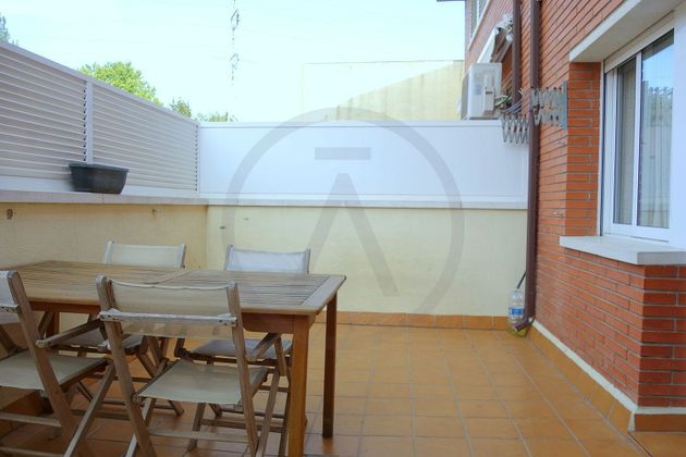Foto 2 de Casa adosada en venta en Ca n'Oriol de 4 habitaciones con terraza y garaje