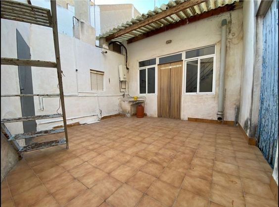 Foto 1 de Casa en venda a Redován de 5 habitacions amb terrassa i aire acondicionat