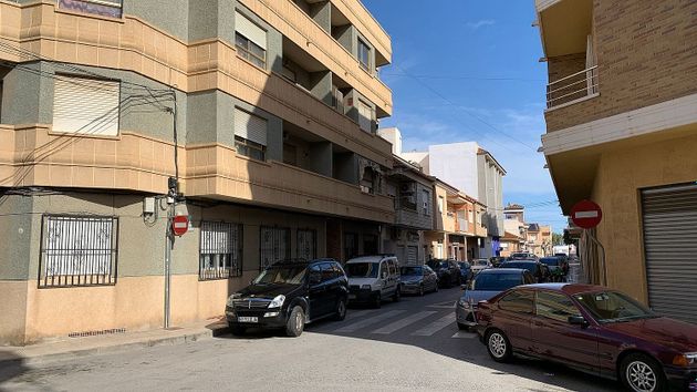Foto 1 de Venta de piso en calle Salvador García Águilar de 3 habitaciones con terraza y balcón