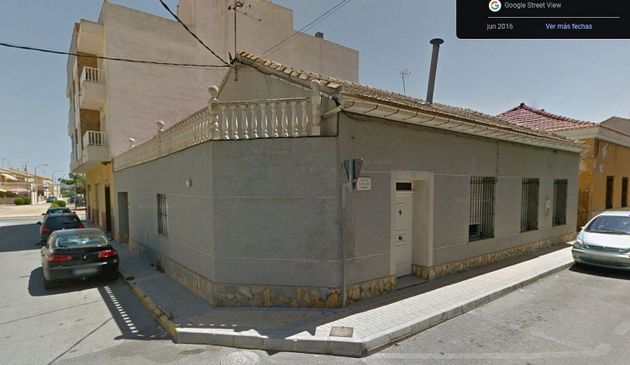 Foto 1 de Venta de chalet en calle Vicente Blasco Ibáñez de 5 habitaciones con terraza y garaje